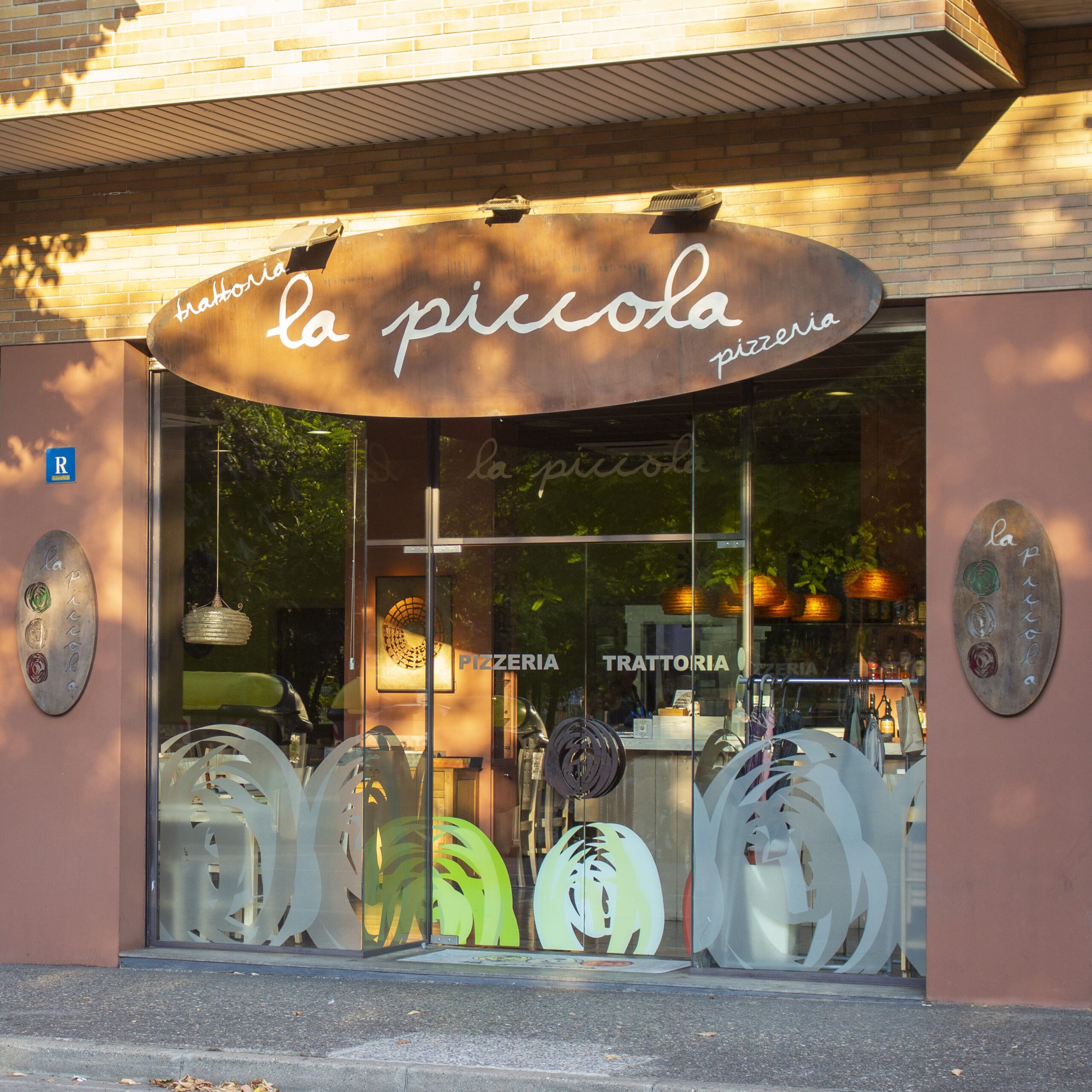 Façana exterior del restaurant La Piccola